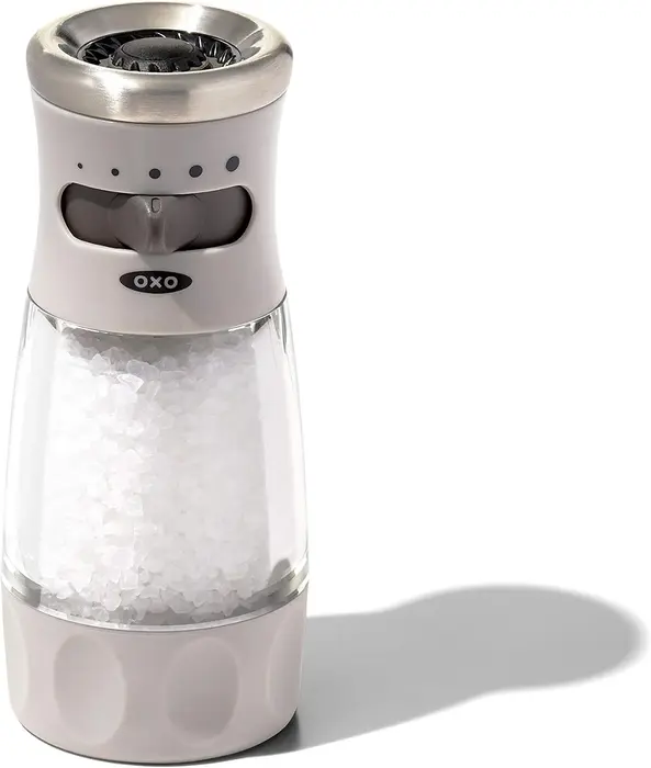 Moedor de Sal OXO Good Grips com Moinho de Cerâmica Ajustável