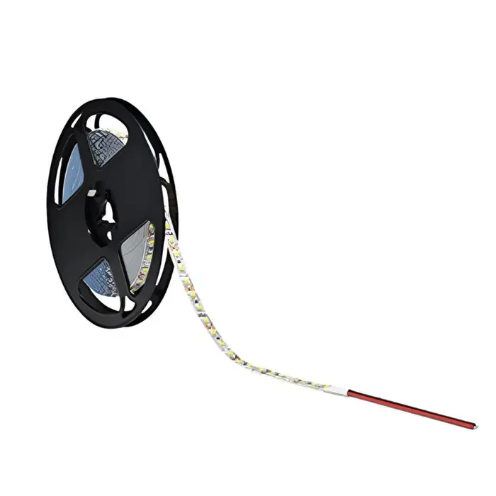 Rolo de Fita LED 50 Metros 7W/m IP65 700 Lúmens 127V Blackeamp;Decker